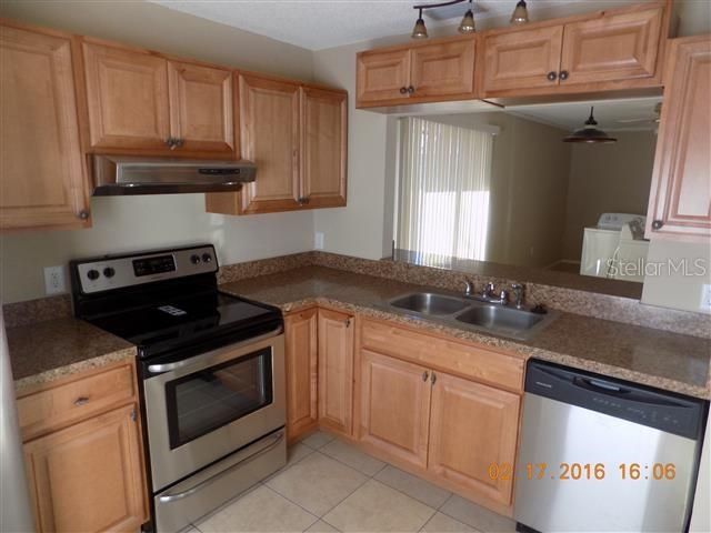 Recently Rented: $1,195 (2 beds, 2 baths, 909 Square Feet)