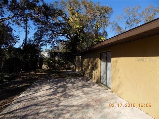 Recently Rented: $1,195 (2 beds, 2 baths, 909 Square Feet)