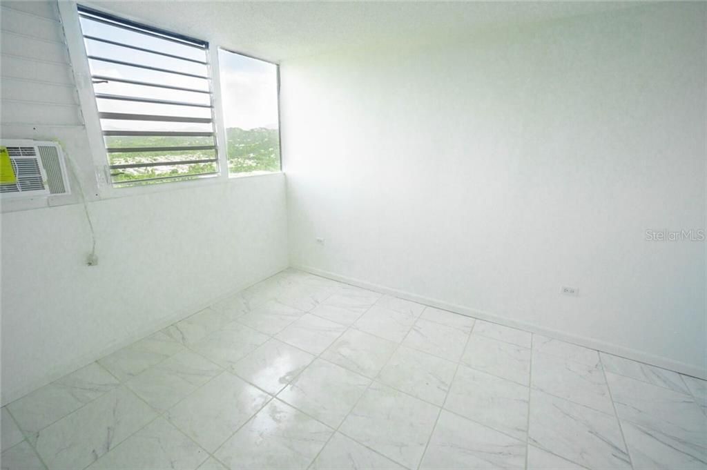 Vendido Recientemente: $51,900 (2 camas, 1 baños, 699 Pies cuadrados)