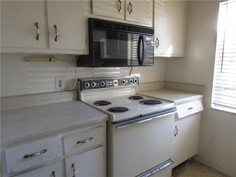 Recently Sold: $45,000 (1 beds, 1 baths, 783 Square Feet)