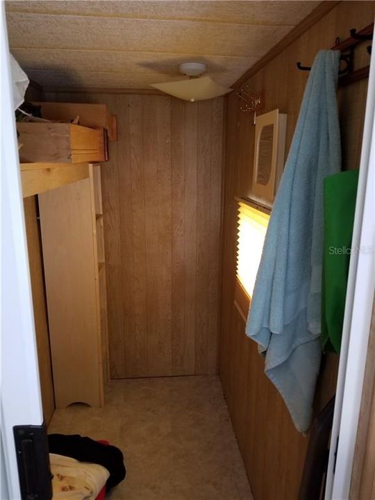 Vendido Recientemente: $29,000 (1 camas, 1 baños, 408 Pies cuadrados)