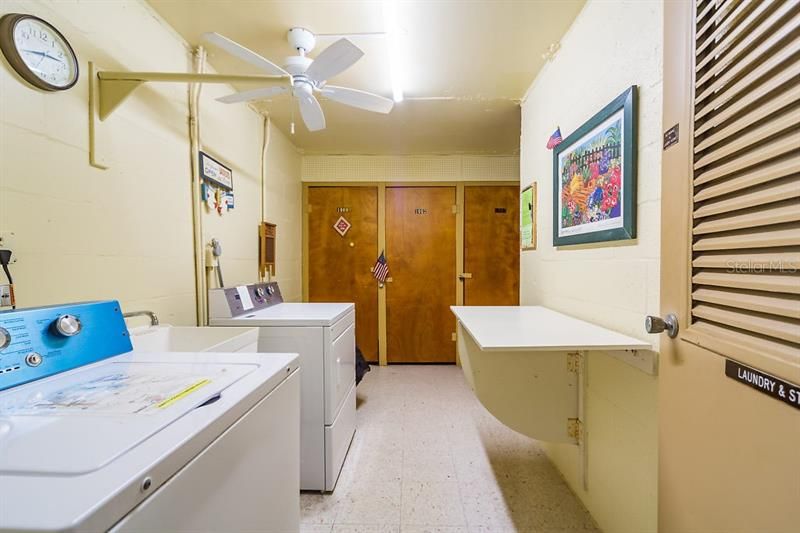 Recently Sold: $199,900 (1 beds, 1 baths, 800 Square Feet)