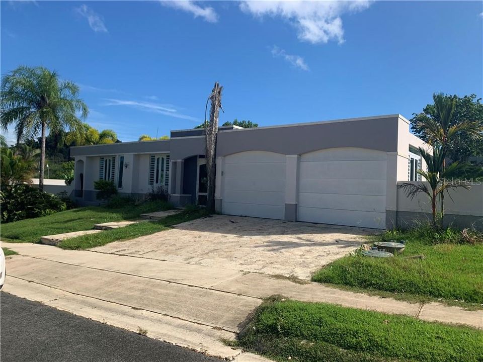 Recently Sold: $149,000 (3 beds, 2 baths, 1439 Square Feet)