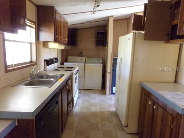 Recently Sold: $50,000 (3 beds, 2 baths, 960 Square Feet)