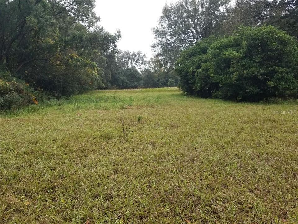 最近售出: $549,000 (9.83 acres)