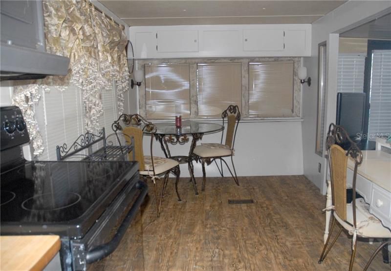 Recently Sold: $25,999 (1 beds, 1 baths, 570 Square Feet)