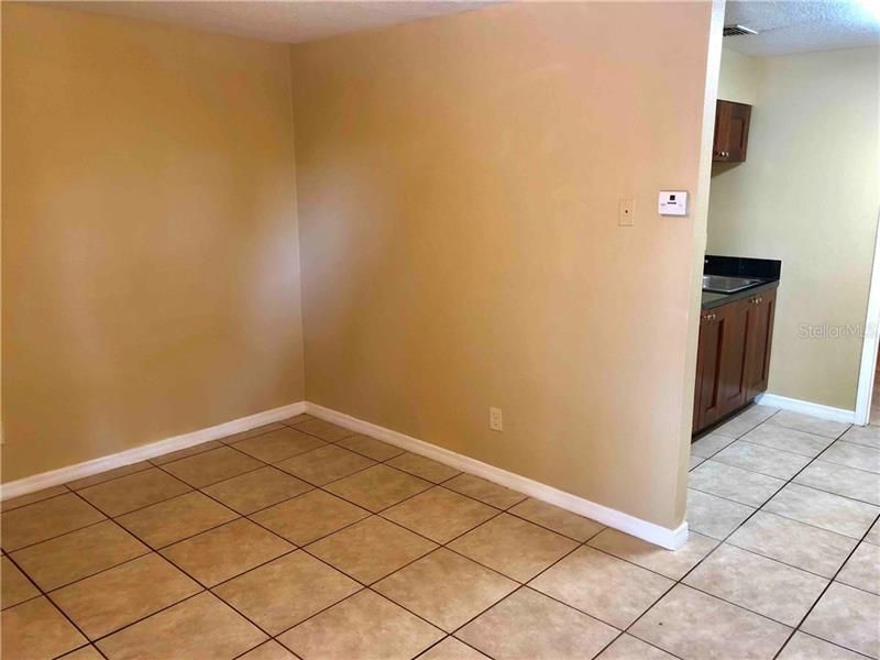 Recently Rented: $635 (1 beds, 1 baths, 527 Square Feet)