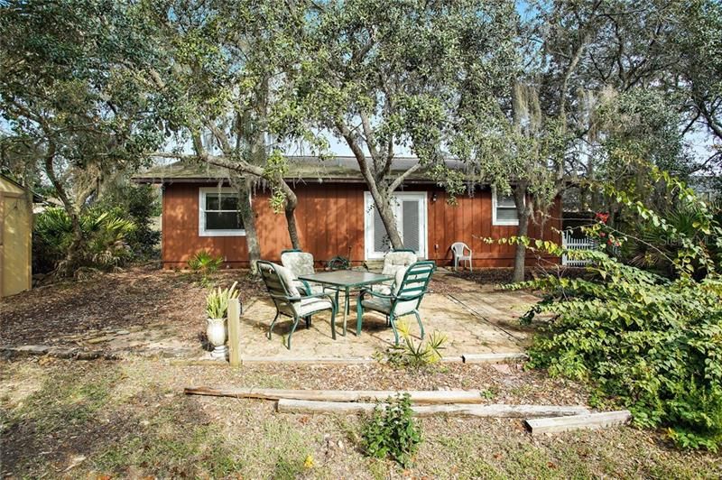 Recently Sold: $115,000 (2 beds, 1 baths, 938 Square Feet)