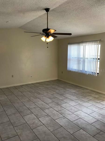 Recently Rented: $950 (2 beds, 2 baths, 1310 Square Feet)
