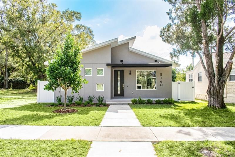 Recently Sold: $460,000 (3 beds, 2 baths, 1864 Square Feet)