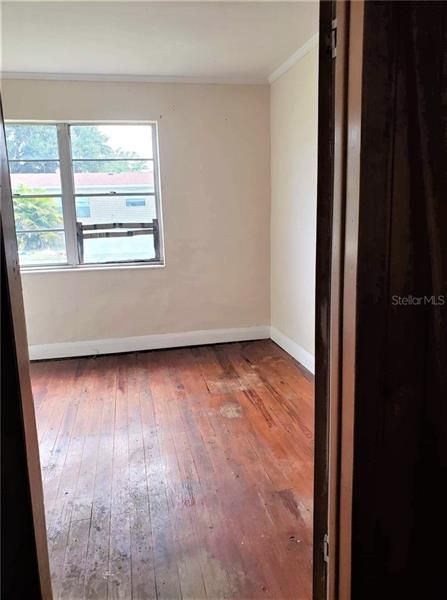 Vendido Recientemente: $95,000 (3 camas, 1 baños, 1334 Pies cuadrados)