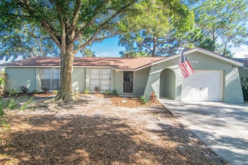 Recently Sold: $210,500 (3 beds, 2 baths, 1328 Square Feet)