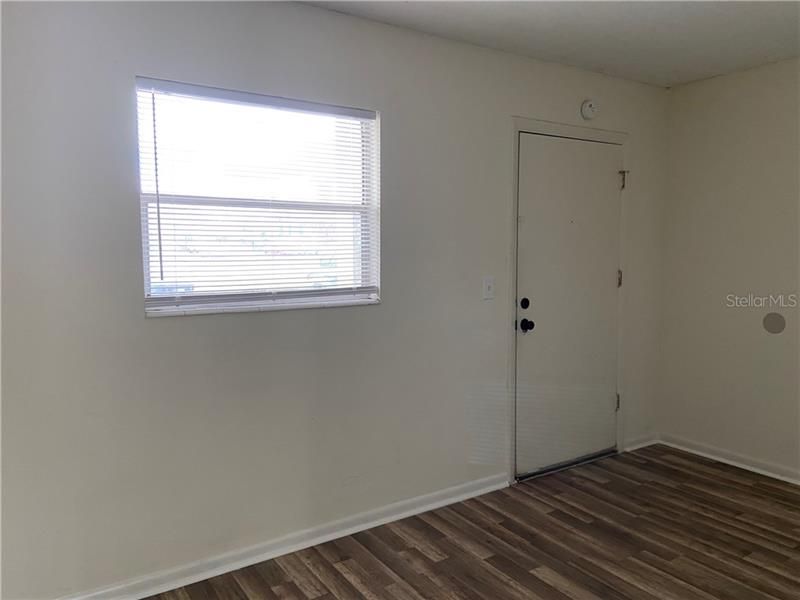Recently Rented: $750 (1 beds, 1 baths, 5704 Square Feet)