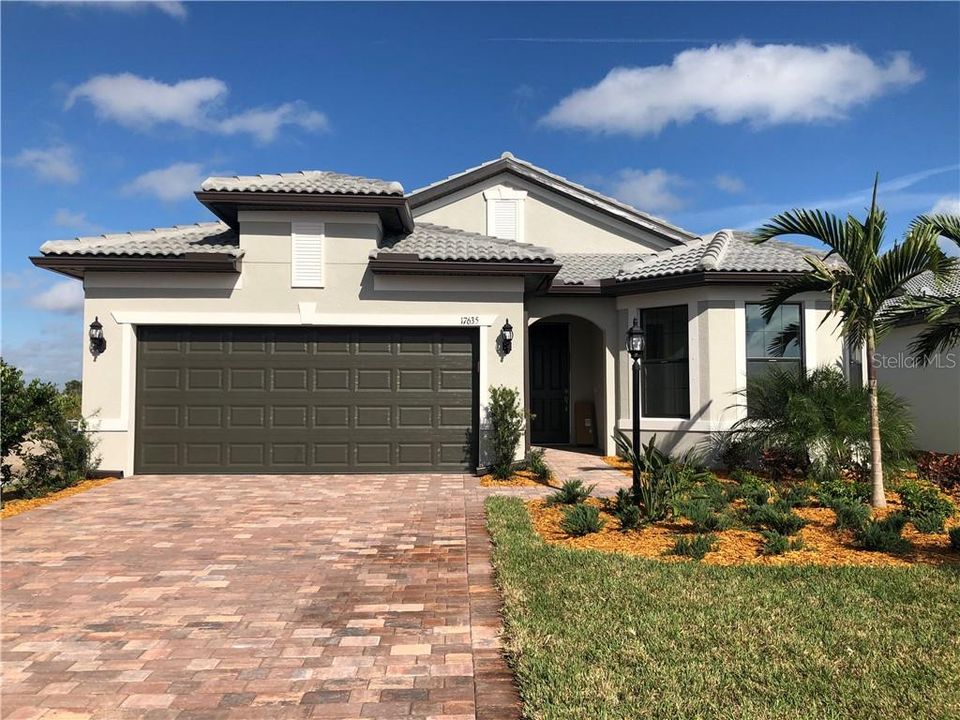 Recently Sold: $477,244 (2 beds, 2 baths, 1851 Square Feet)