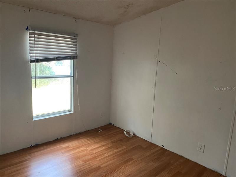 Vendido Recientemente: $37,500 (3 camas, 2 baños, 1152 Pies cuadrados)