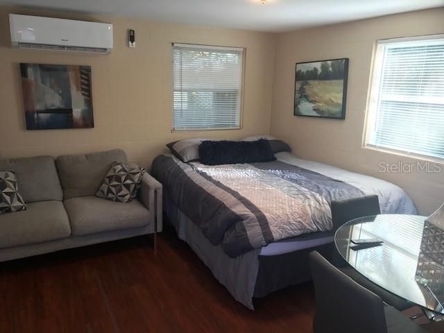 Recently Rented: $775 (1 beds, 1 baths, 1402 Square Feet)