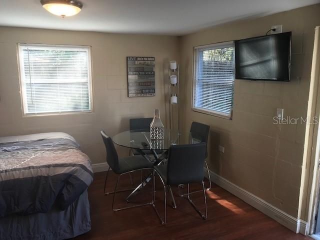 Recently Rented: $775 (1 beds, 1 baths, 1402 Square Feet)