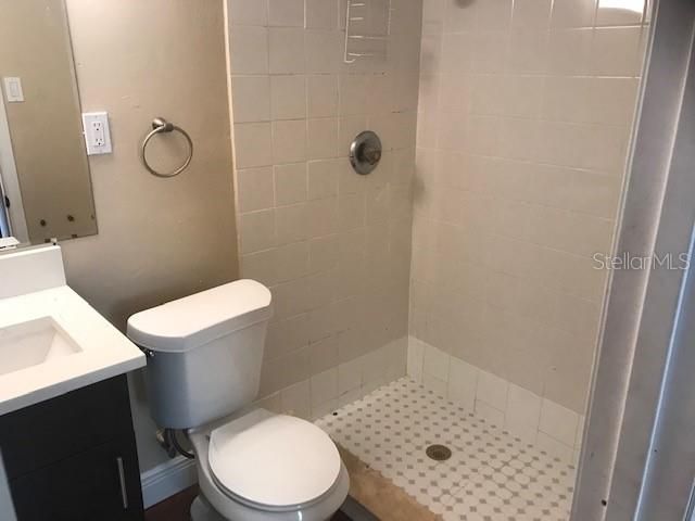 Recently Rented: $775 (1 beds, 1 baths, 1402 Square Feet)