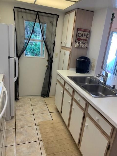 Recently Sold: $120,000 (2 beds, 2 baths, 1343 Square Feet)