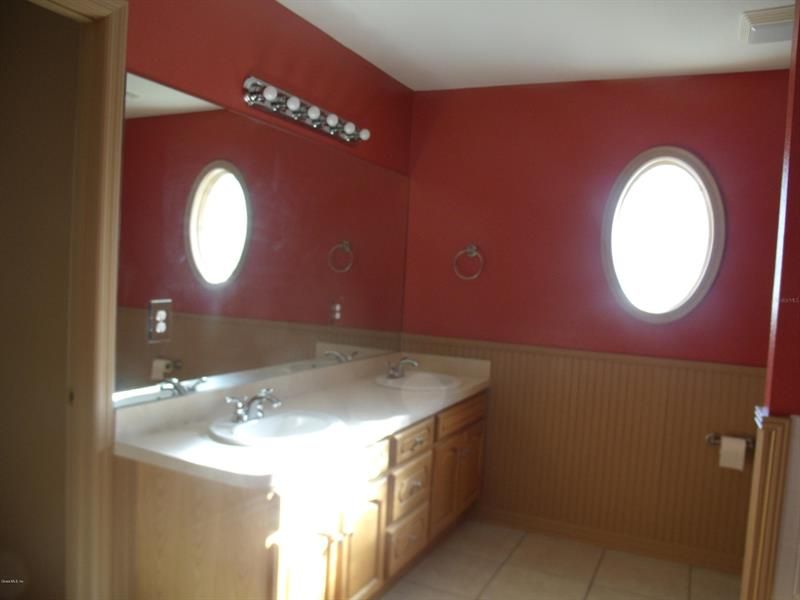 MASTER BATH DOUBLE SINKS