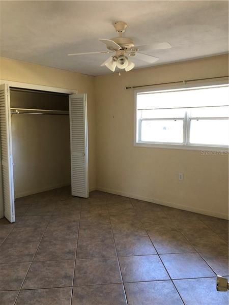 Recently Rented: $1,550 (3 beds, 2 baths, 2879 Square Feet)