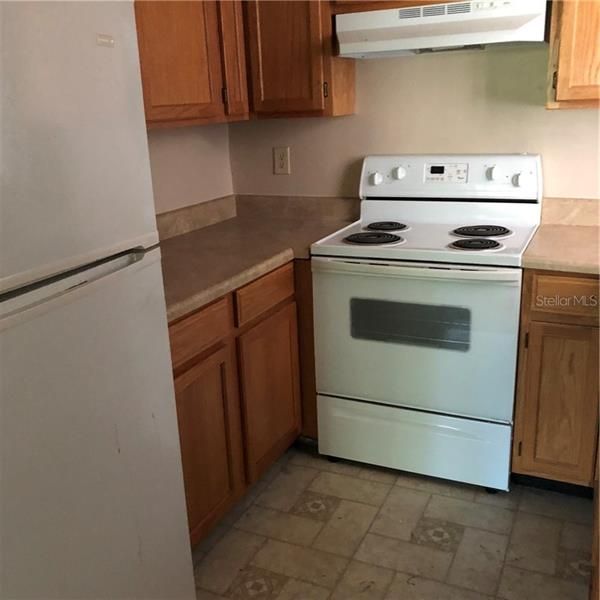 Recently Rented: $899 (2 beds, 2 baths, 800 Square Feet)