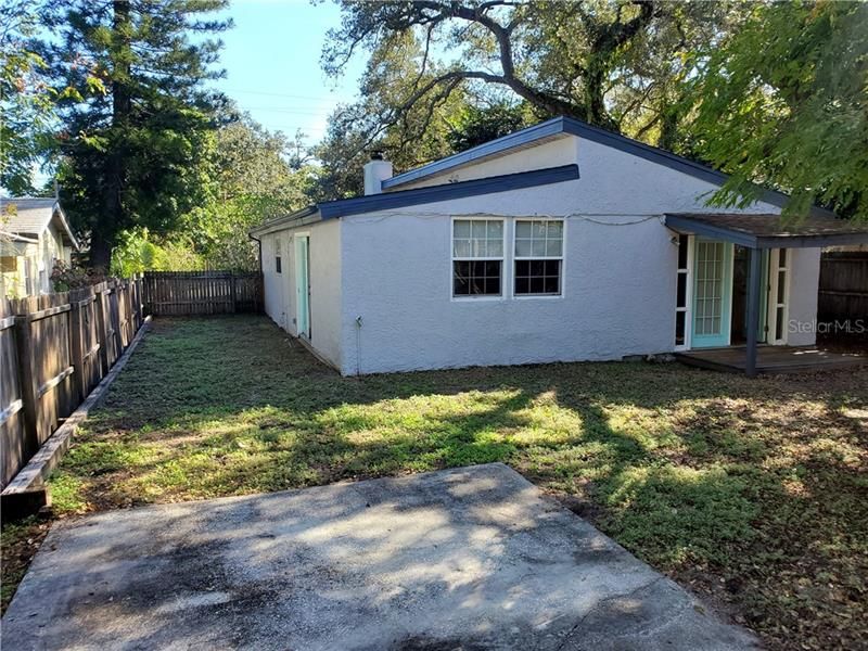 Recently Sold: $199,900 (4 beds, 2 baths, 1422 Square Feet)