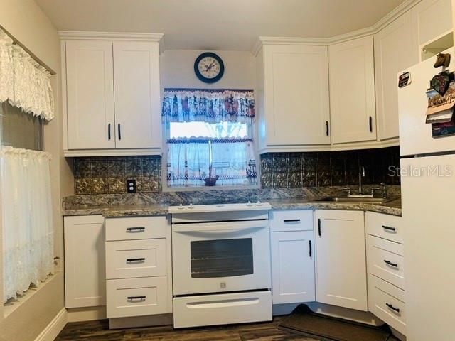 Recently Sold: $114,000 (2 beds, 1 baths, 690 Square Feet)