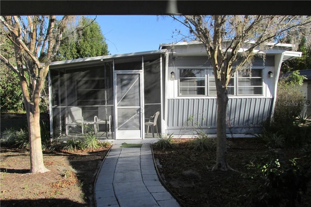 Vendido Recientemente: $49,000 (2 camas, 1 baños, 1104 Pies cuadrados)