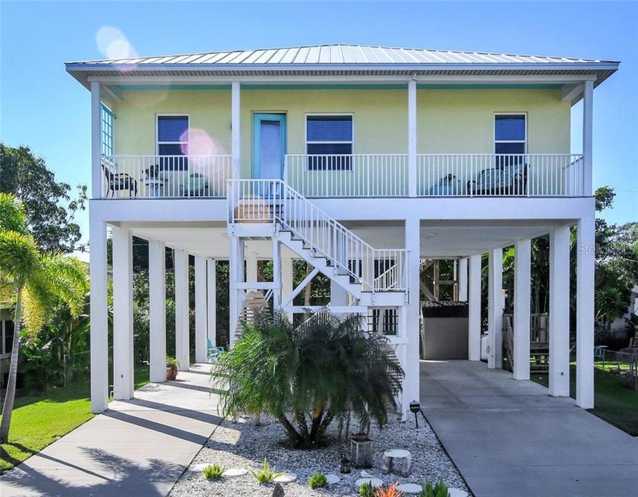 Недавно продано: $525,000 (4 спален, 2 ванн, 1639 Квадратных фут)