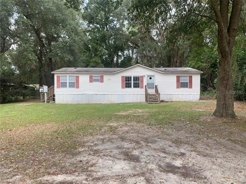 Recently Sold: $79,900 (3 beds, 2 baths, 1352 Square Feet)