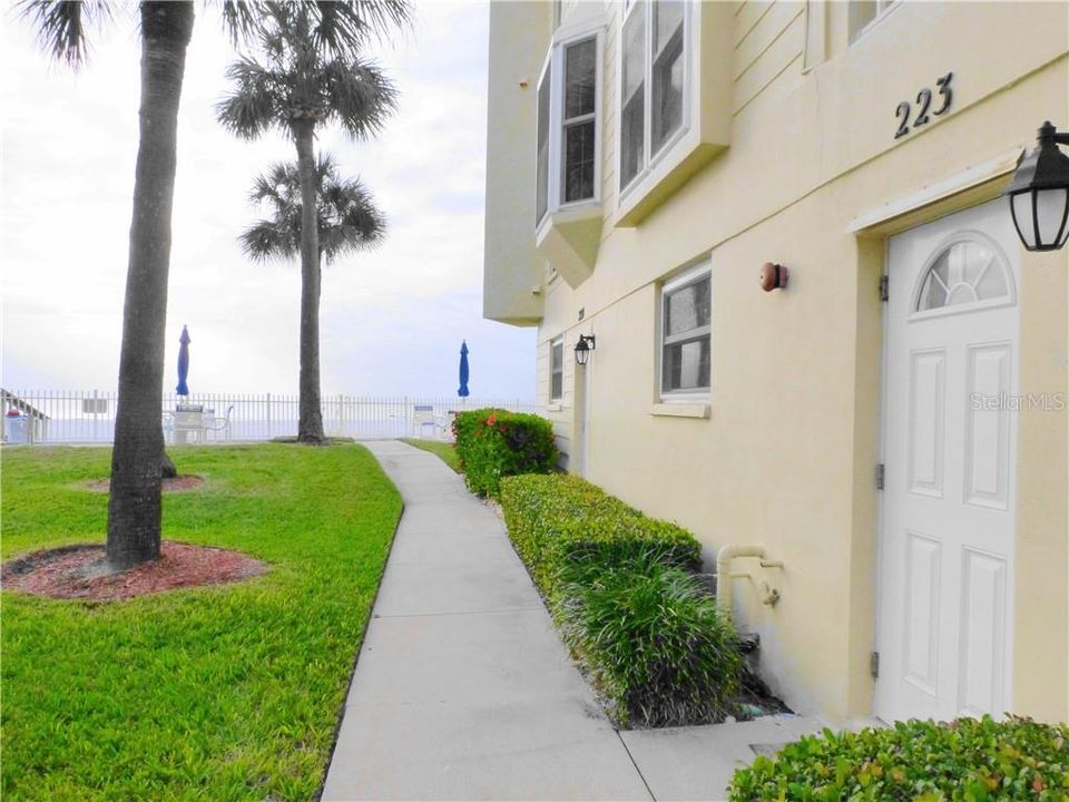 Недавно арендовано: $3,250 (2 спален, 2 ванн, 1237 Квадратных фут)