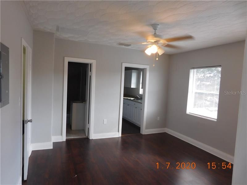 Recently Rented: $715 (1 beds, 1 baths, 468 Square Feet)