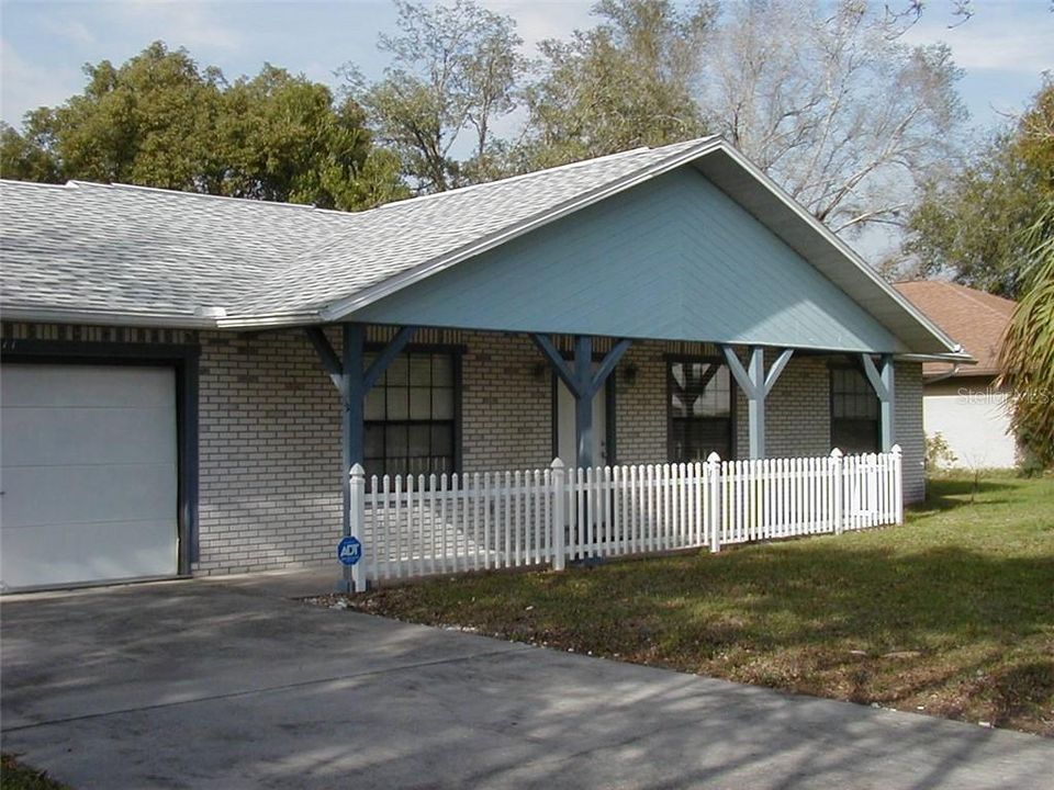 FRONT ENTRANCE PORCH