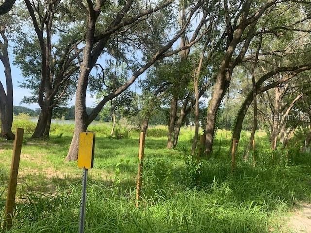 Vendido Recientemente: $75,000 (2.10 acres)
