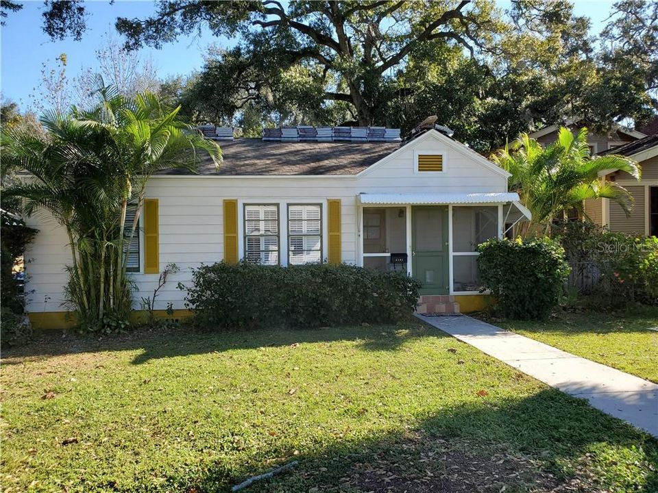 Recently Sold: $190,000 (3 beds, 1 baths, 1007 Square Feet)