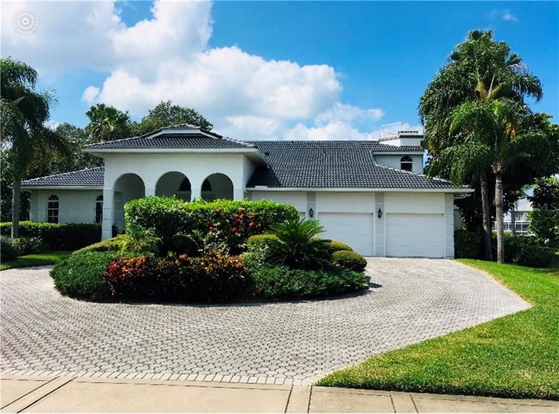Recently Sold: $690,000 (3 beds, 3 baths, 3119 Square Feet)