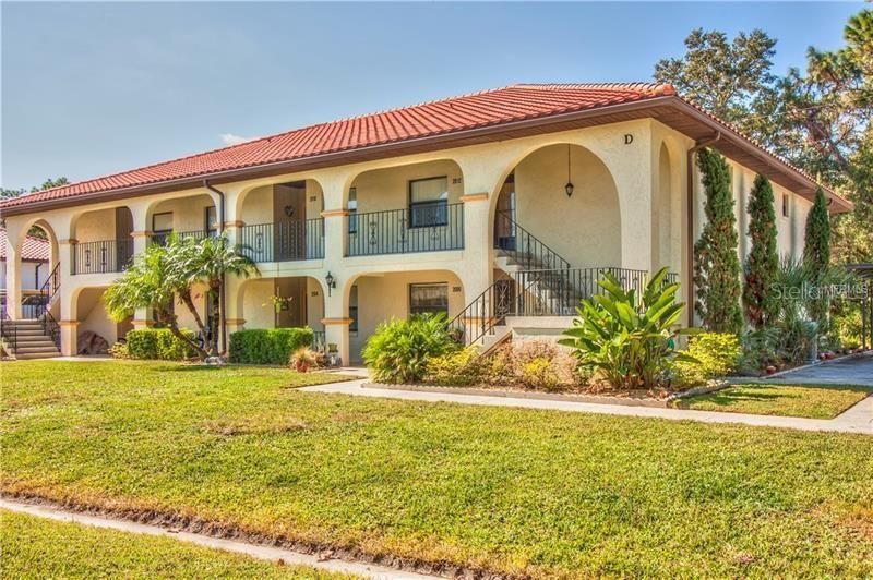 Vendido Recientemente: $89,000 (2 camas, 2 baños, 1185 Pies cuadrados)