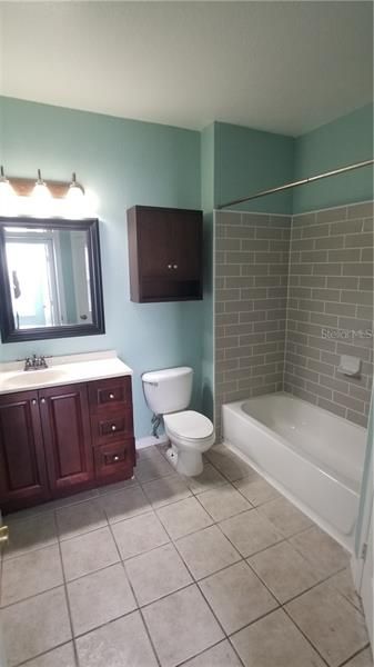 Недавно арендовано: $1,200 (2 спален, 1 ванн, 927 Квадратных фут)