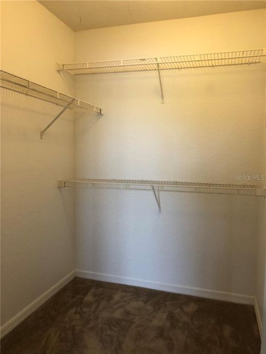 Recently Rented: $950 (1 beds, 1 baths, 558 Square Feet)