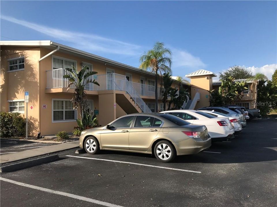 Recently Sold: $950 (0 beds, 0 baths, 10129 Square Feet)