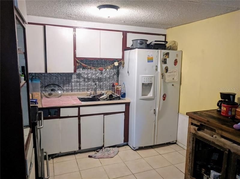 Recently Sold: $55,000 (3 beds, 2 baths, 1175 Square Feet)