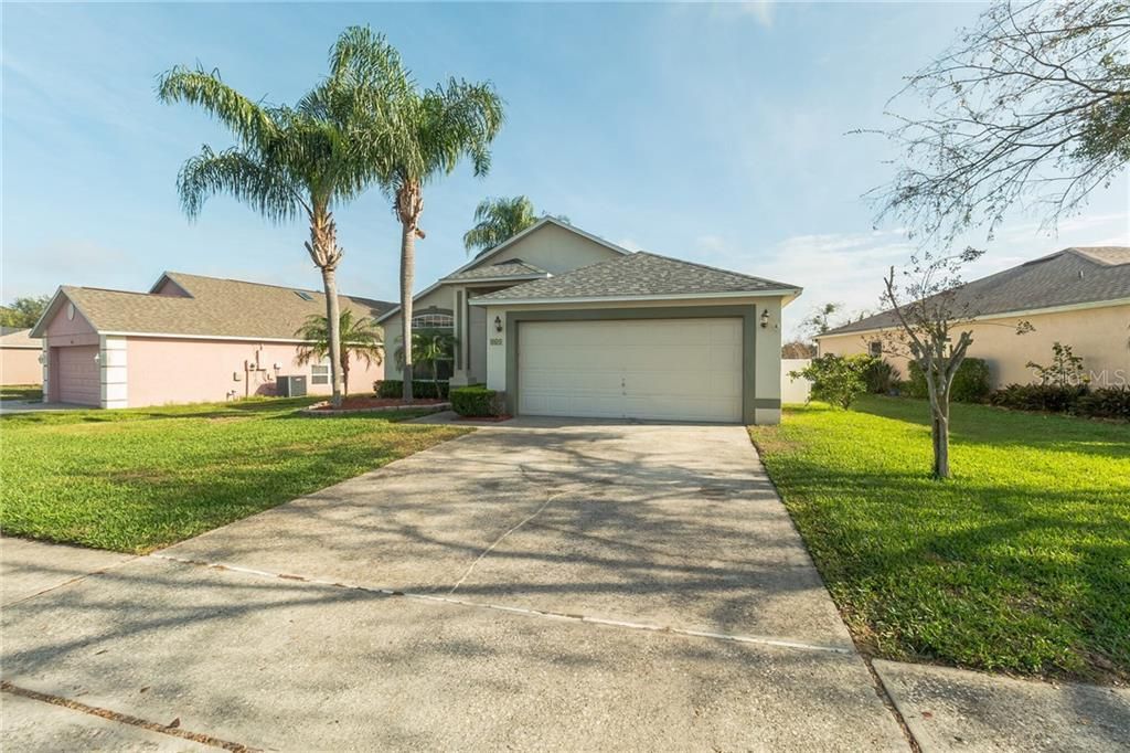 Recently Sold: $299,000 (3 beds, 2 baths, 1588 Square Feet)