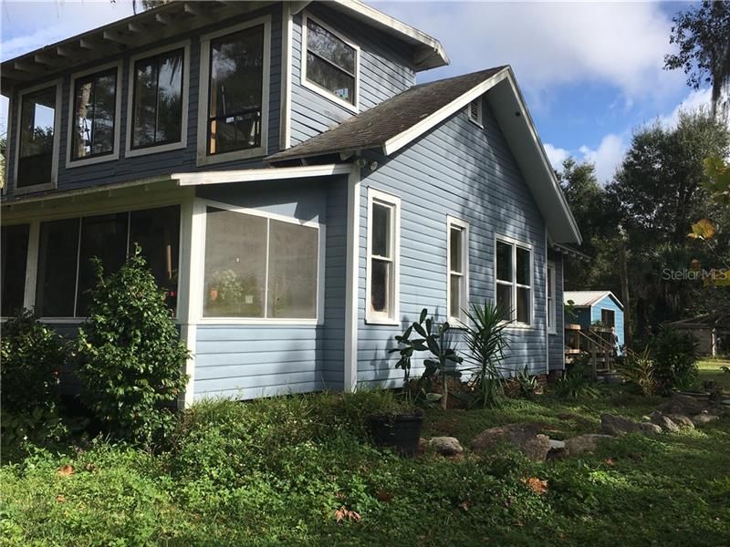 Recently Sold: $189,900 (3 beds, 1 baths, 1140 Square Feet)