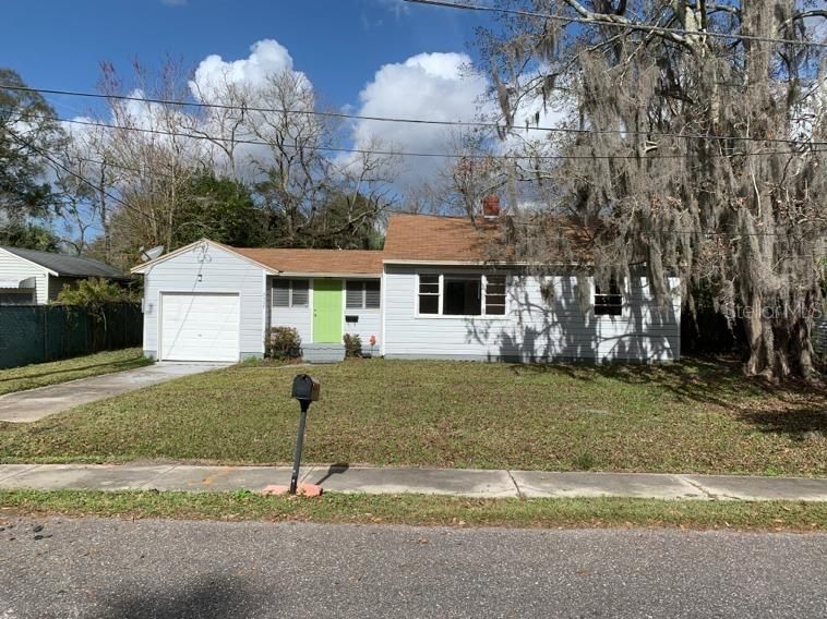 Recently Sold: $69,000 (3 beds, 1 baths, 961 Square Feet)