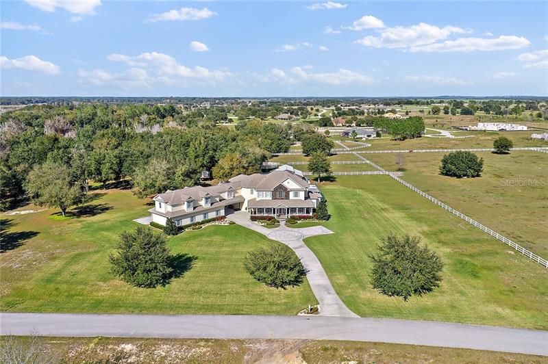 Recently Sold: $1,225,000 (5 beds, 4 baths, 5121 Square Feet)