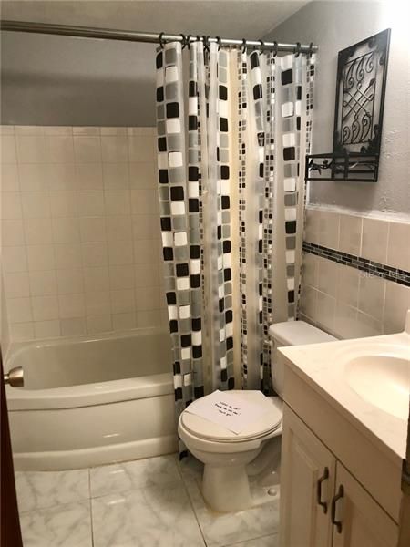 Recently Sold: $39,900 (1 beds, 1 baths, 562 Square Feet)