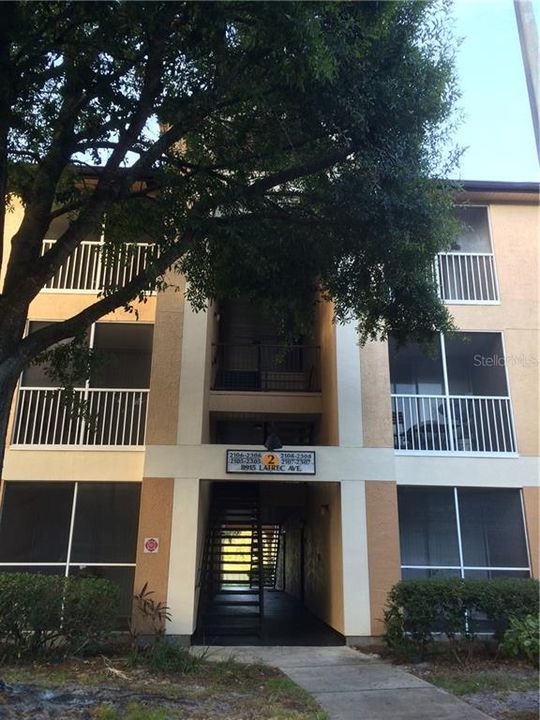Recently Rented: $995 (1 beds, 1 baths, 671 Square Feet)