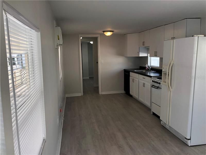 Recently Sold: $79,900 (1 beds, 1 baths, 360 Square Feet)