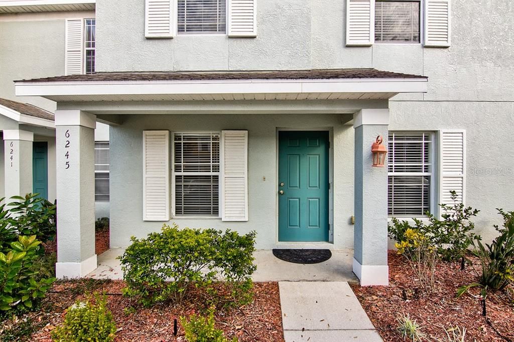 Exceptional opportunity in the highly sought-after master planned community of Lakewood Ranch.  You won't fins anything more affordable than this!